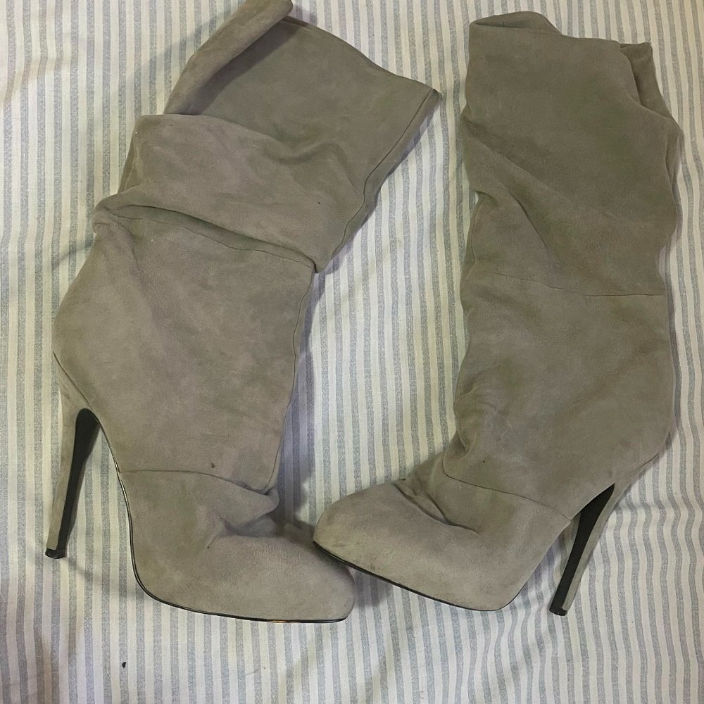ALDO GREY SUEDE BOOTIE USED LIKE NEW
